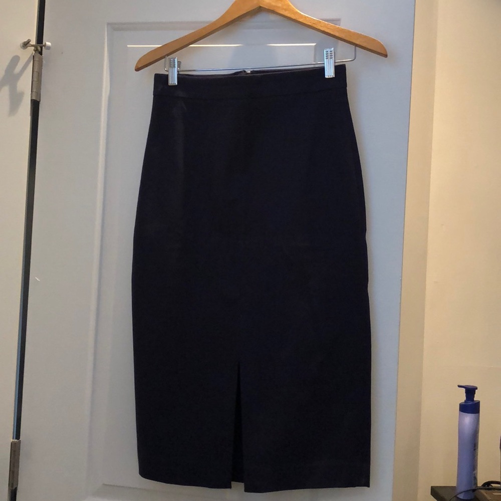 Banana Republic bi-Stretch Navy pencil skirt